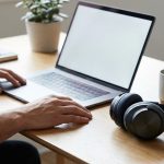 Çalışırken müzik mi sessizlik mi? Dikkat için doğru seçim