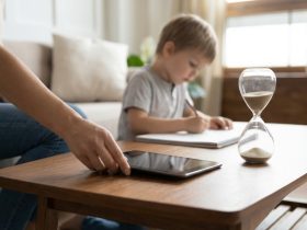 Çocuklar için ekran kuralları: Aile içinde net sınırlar koyma